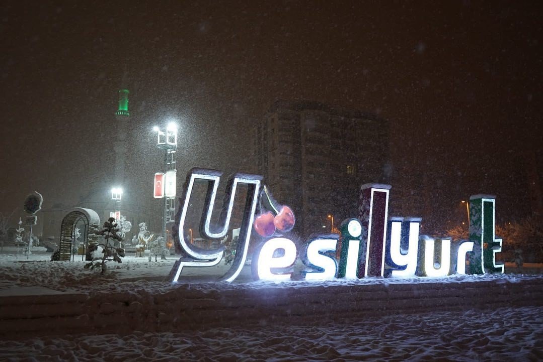 Yeşilyurt’ta kartpostallık görüntüler