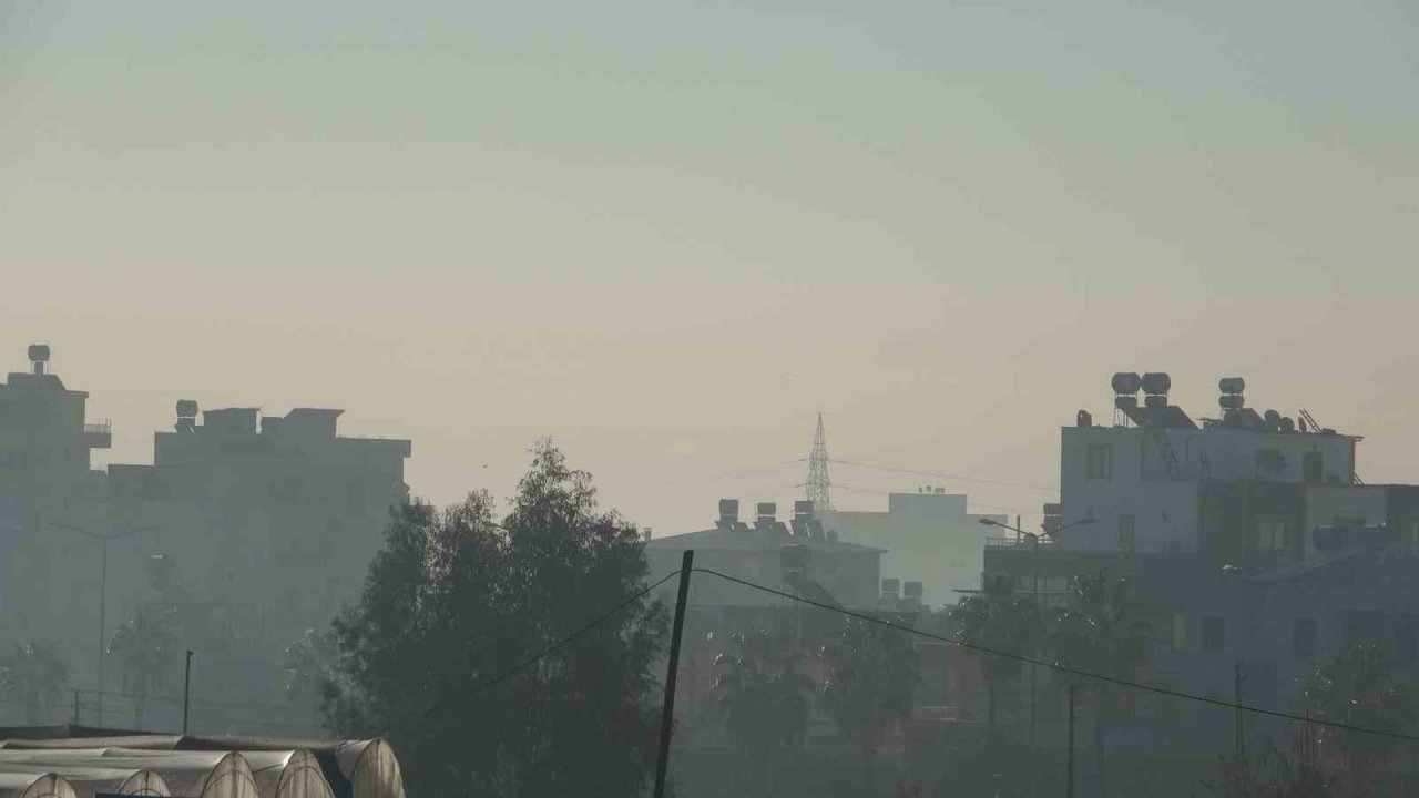 Mersinliler neredeyse her gün kirli hava soluyor