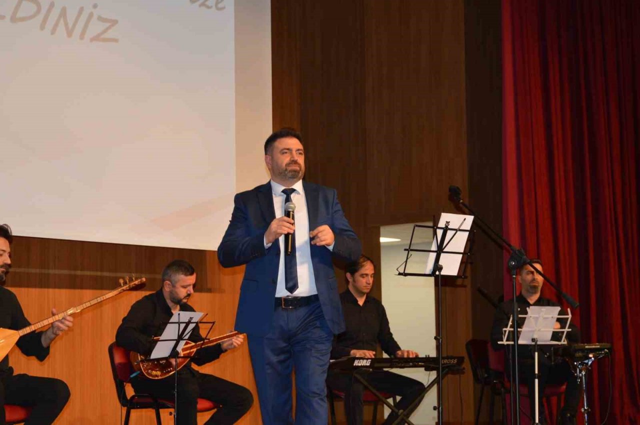 Orhangazi’de türkü şöleni