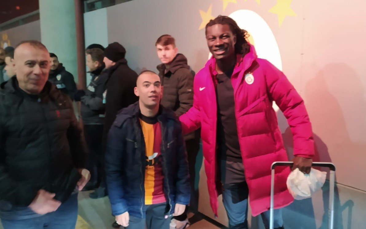 Şanlıurfa’da özel gereksinimli gencin Galatasaray hayali gerçek oldu