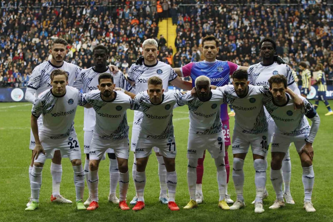 Spor Toto Süper Lig: Adana Demirspor: 0 - Fenerbahçe: 0 (Maç devam ediyor)