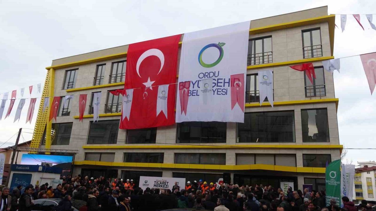 Ordu’da belediye, esnafı mülk sahibi yaptı