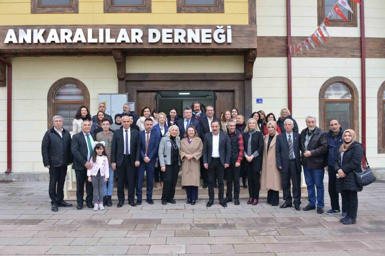 Ankaralılar cam üfleme sanatını yaşatmaya devam ediyor