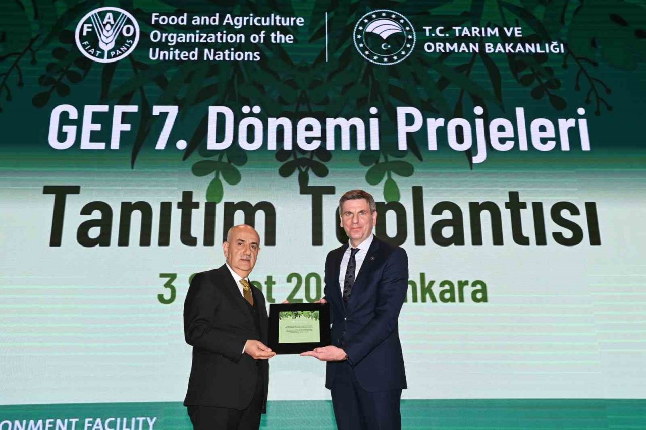 Bakan Kirişci: "Gerekli tedbirler alınırsa 2,1 milyar metreküp suyu vatandaşların istifadesine sunabiliriz"