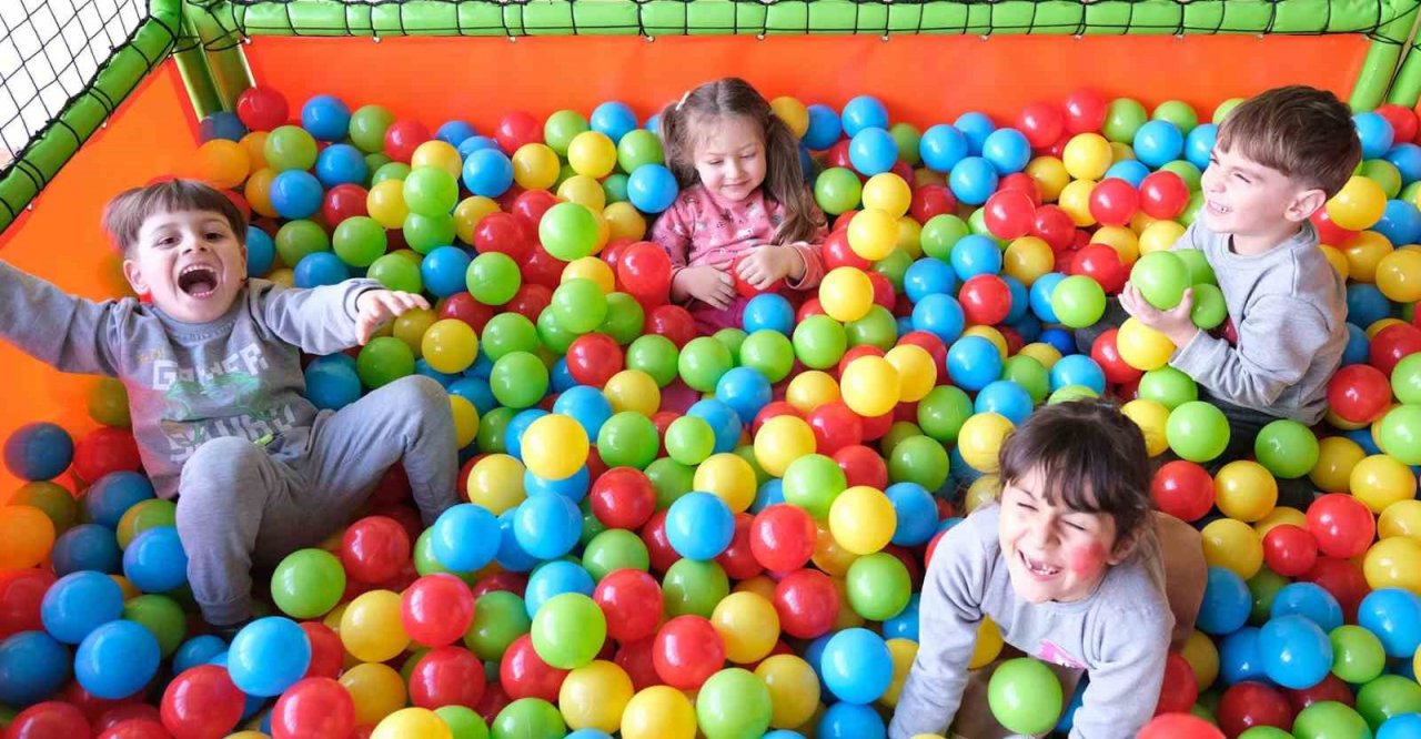 Büyükçekmece’de 2022 yılında yapımına başlanan eğitim merkezi hizmete açıldı