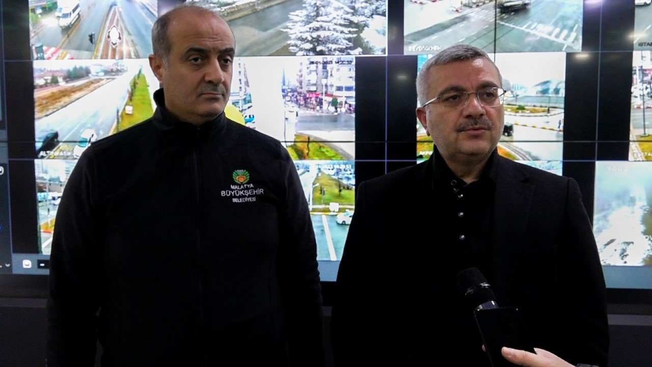 Malatya’da kardan kapalı yol kalmadı