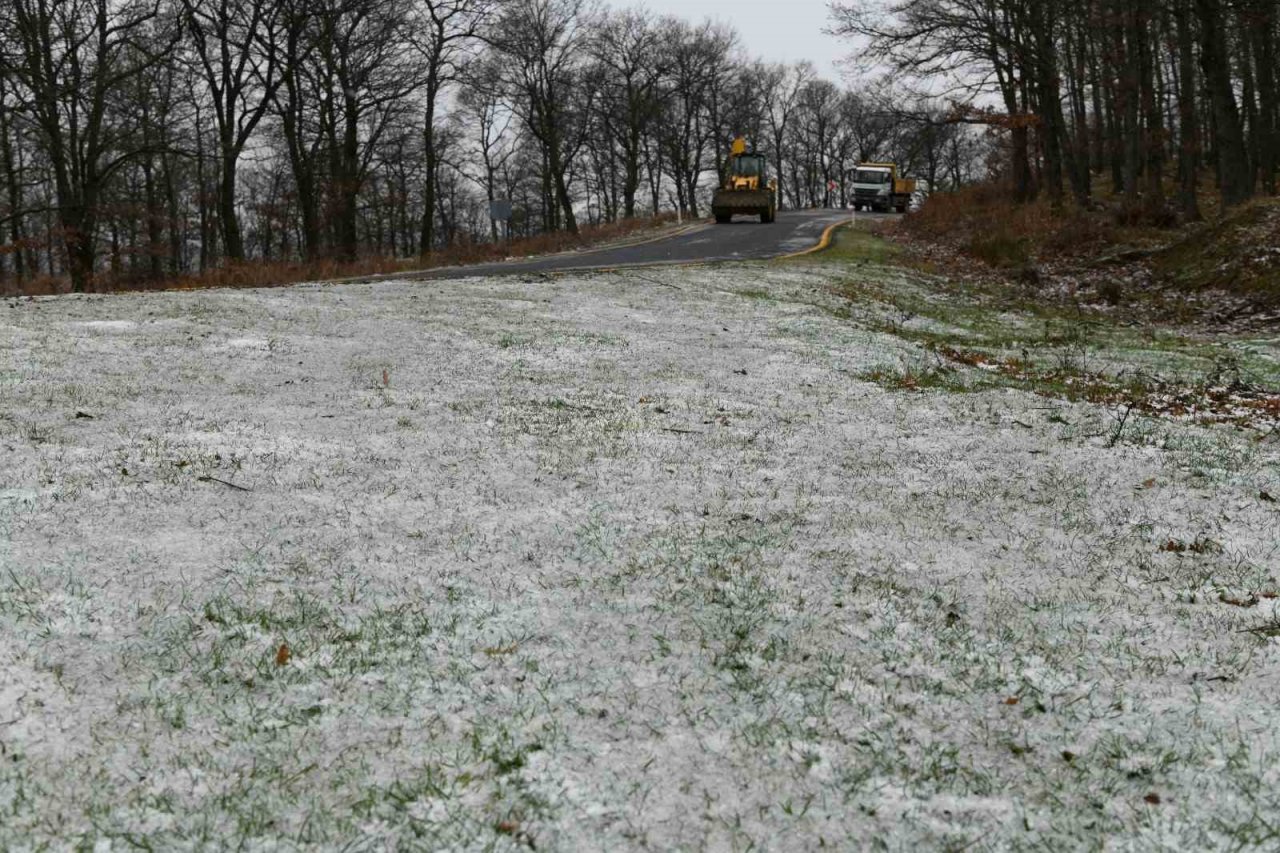 Lapseki’de kar yağışı