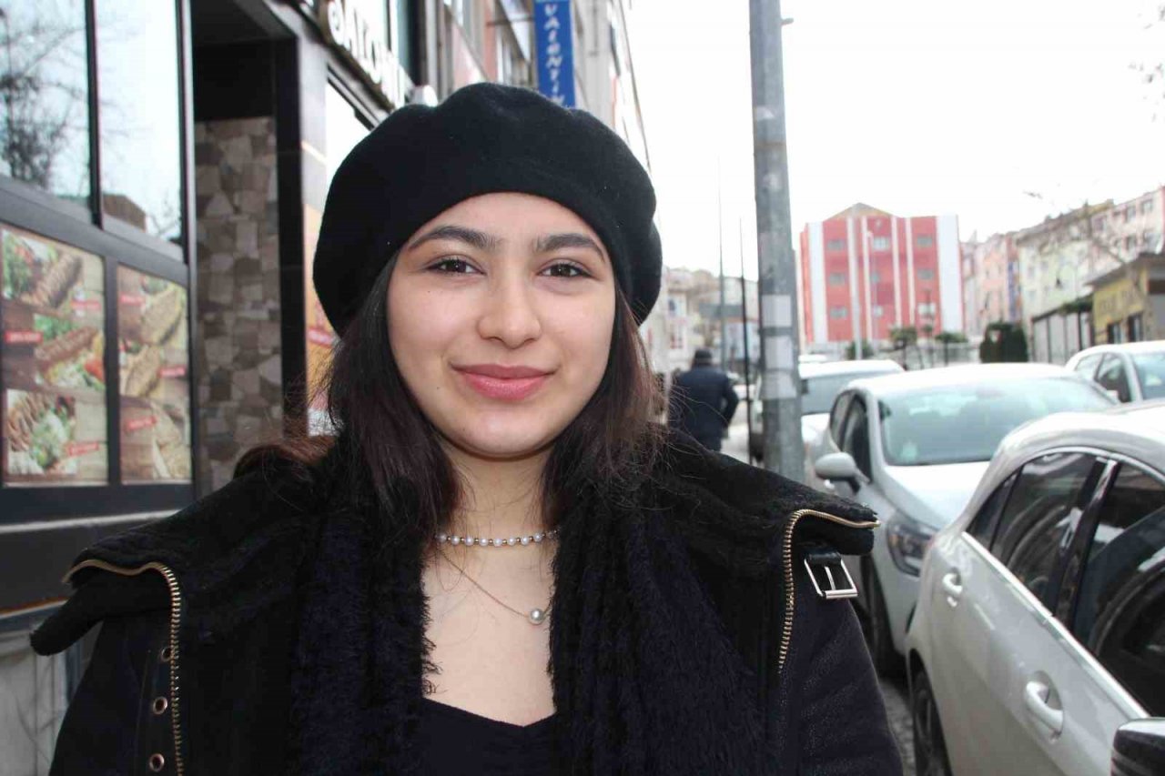 Bilecik’in ‘Daenerys Targaryen’ine halktan tam destek