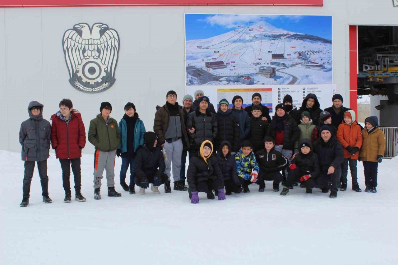 Gençlik Kampı tamamlandı