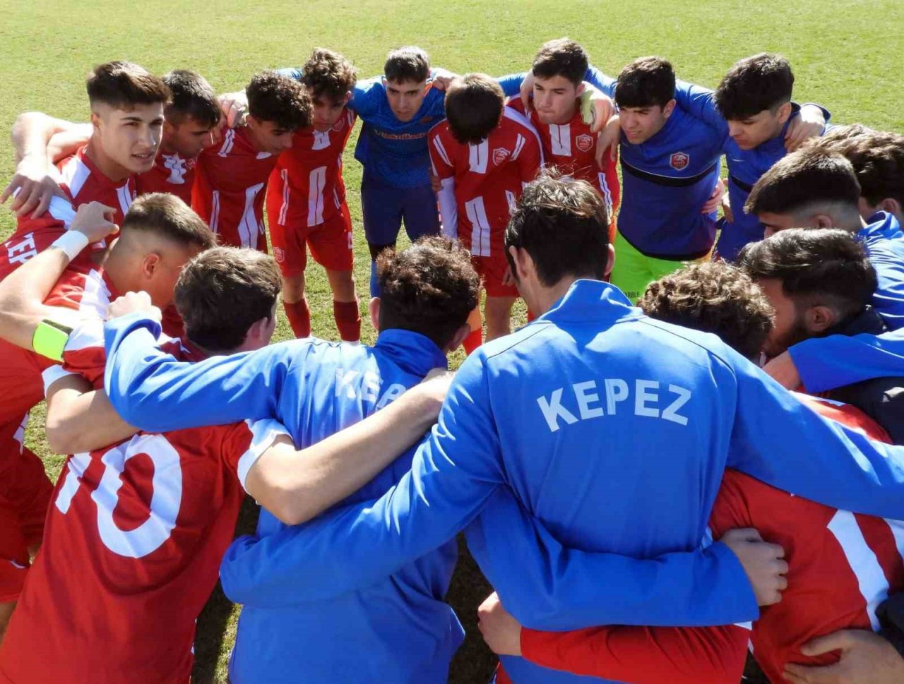 Kepez’in U18 takımı dolu dizgin gidiyor