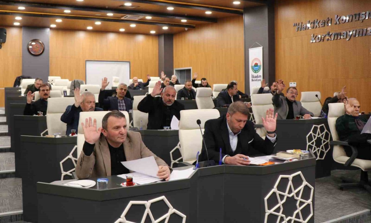 İlkadım meclisinden kredilere ‘onay’, arsa satışına ‘ret’