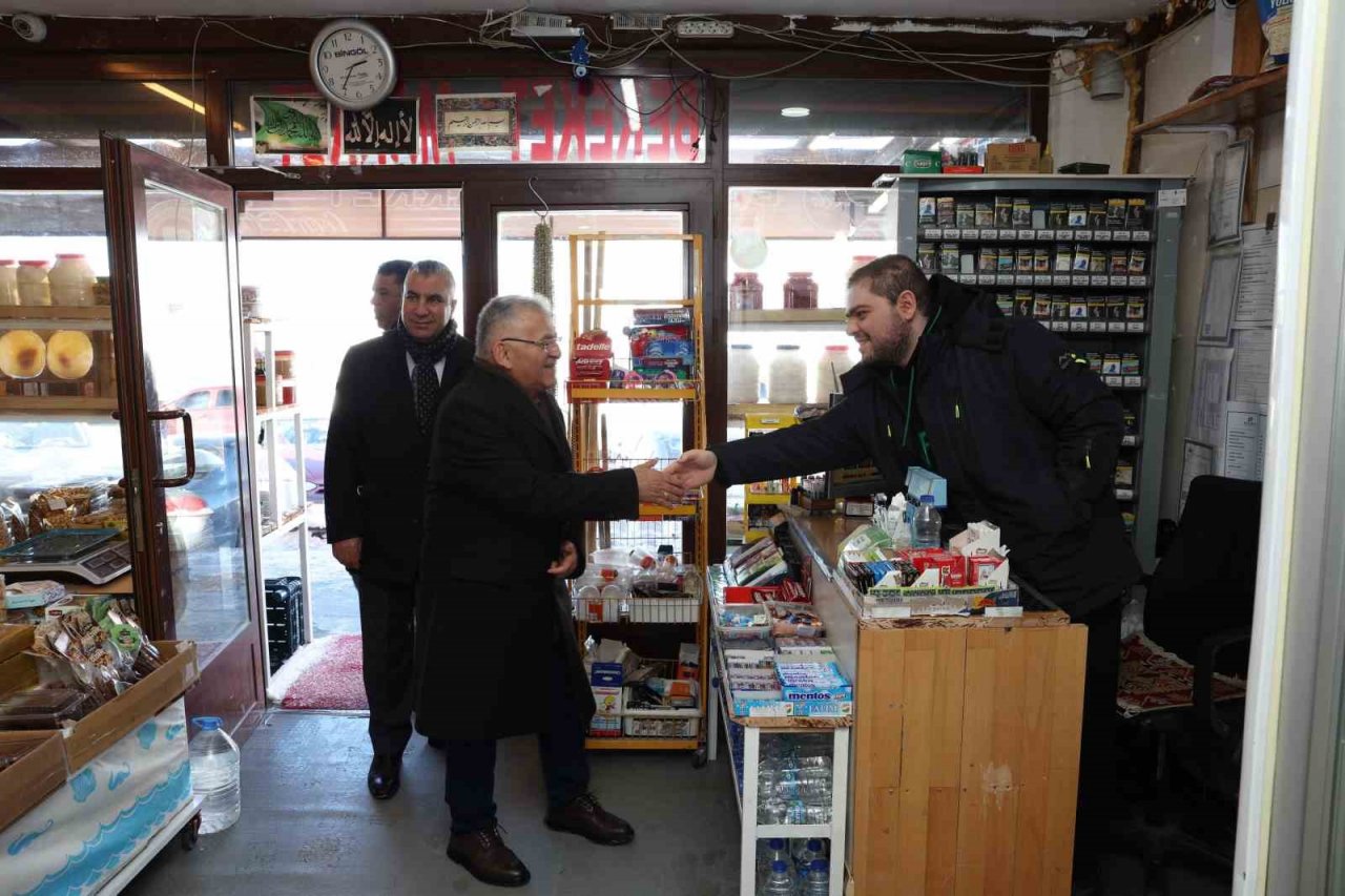 Başkan Büyükkılıç; Hisarcık ve Erciyes Esnafı ile Buluştu