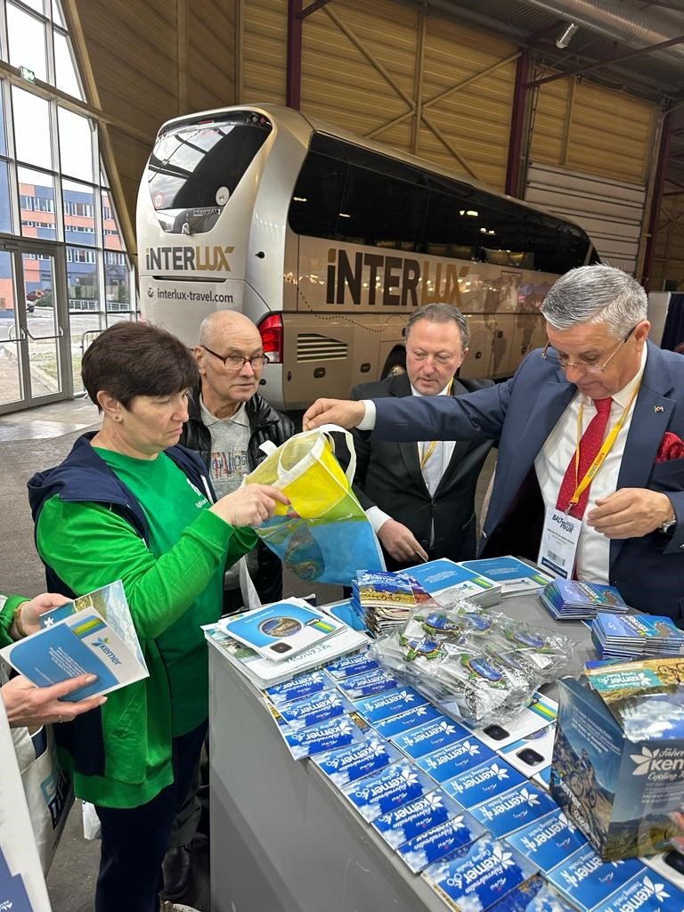 Riga’da Kemer rüzgarı esti