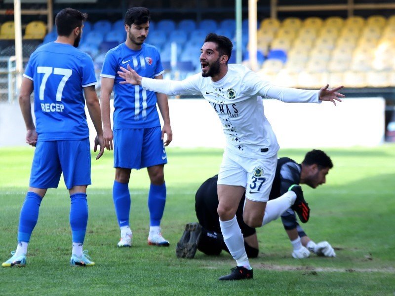 Menemen FK’nın hedefi 3’te 3