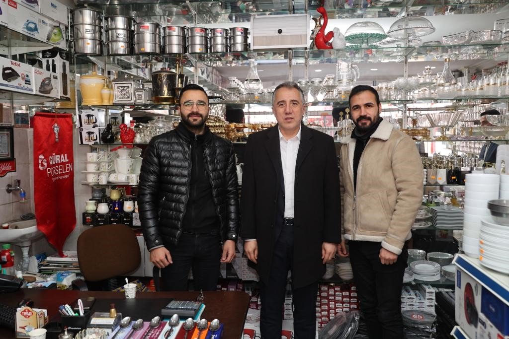 Başkan Savran, esnaf ziyaretine devam ediyor