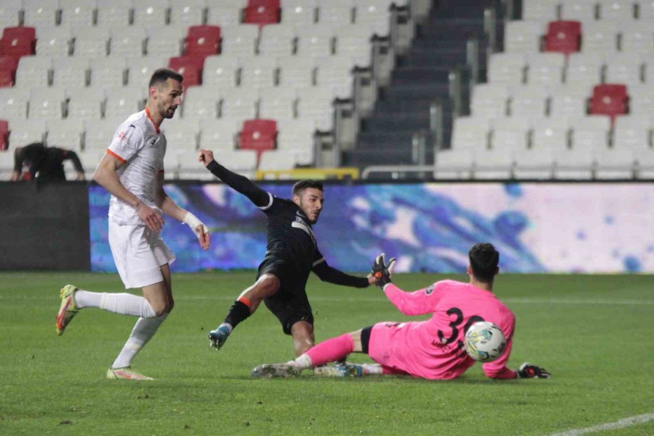 Spor Toto 1. Lig: Altay: 0 - Adanaspor: 1