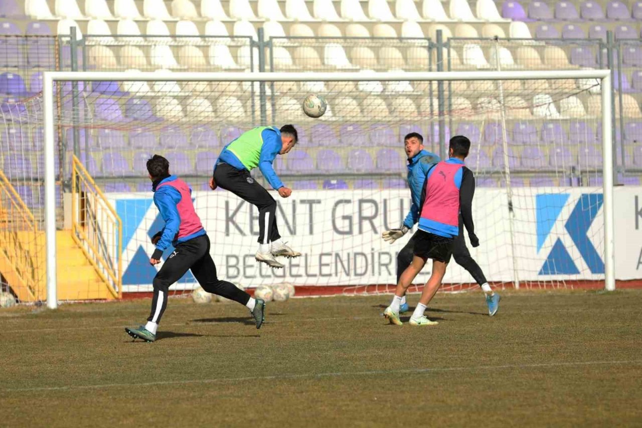 Afyonspor, Batman Petrol Spor maçı hazırlıklarını sürdürüyor