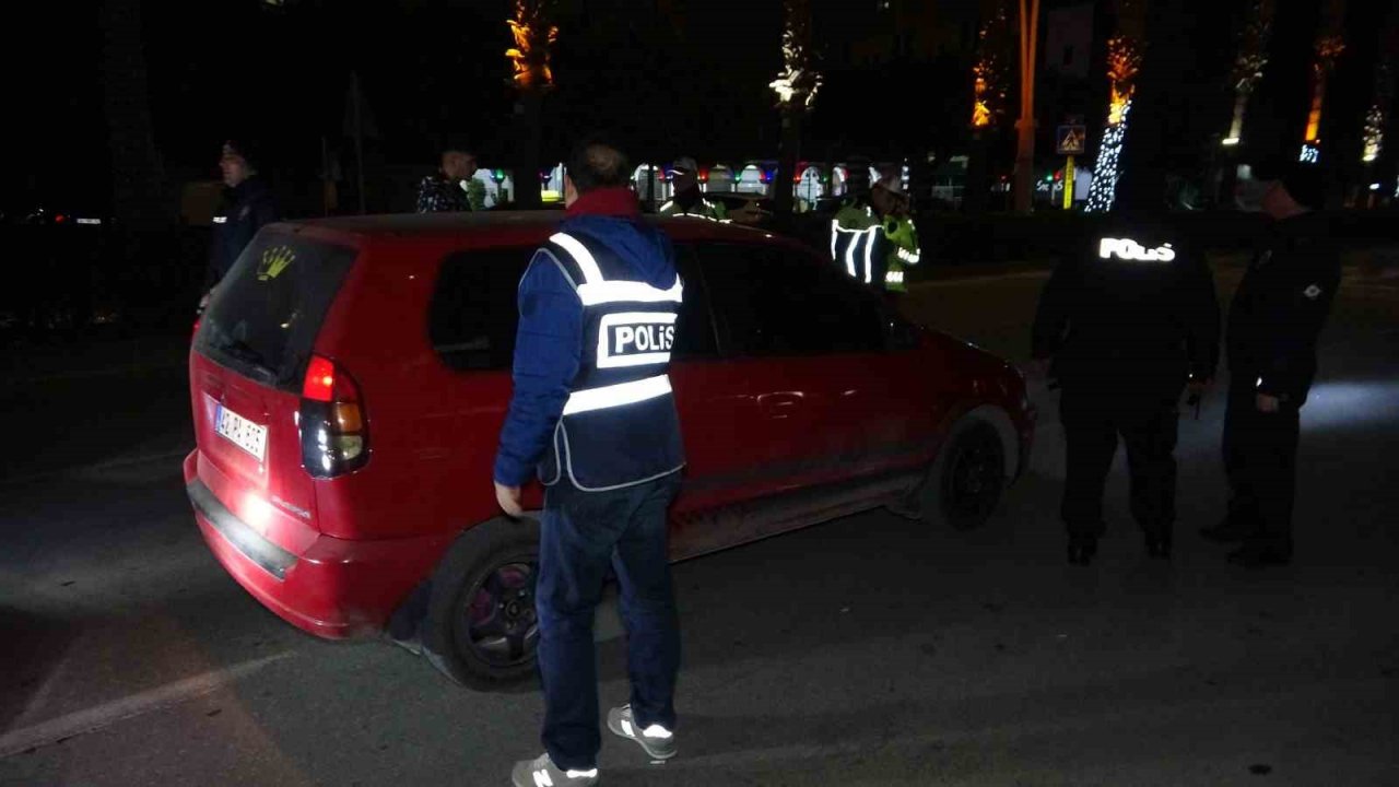 Adana’da 2 bin polisle uygulama