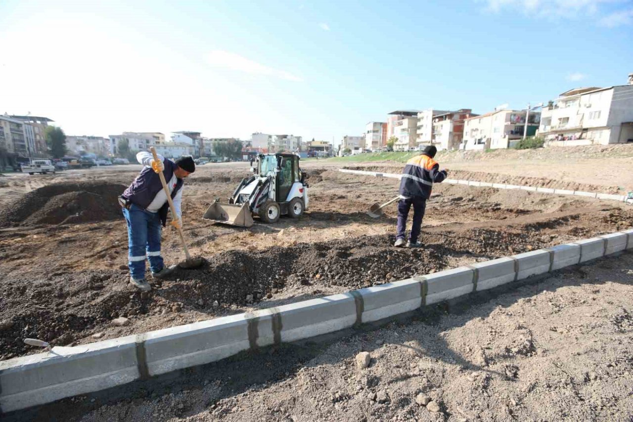 Bayraklı’nın 17’nci parkı Yamanlar Mahallesi’ne