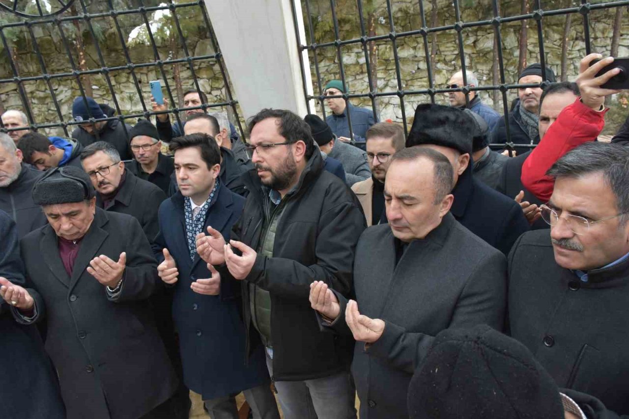 İskilipli Atıf Hoca mezarı başında anıldı