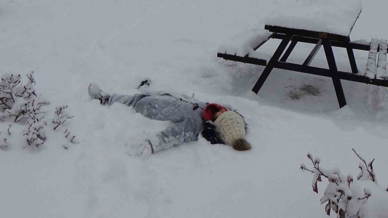 Karaman beyaza büründü