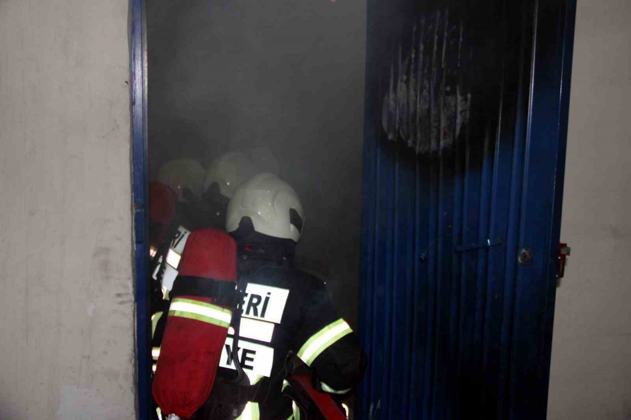 Komando değil itfaiye eri