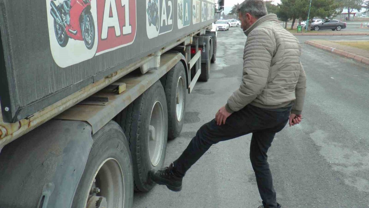 “Büyük araçlarda buzlu yolda fren çok kullanılmamalı”