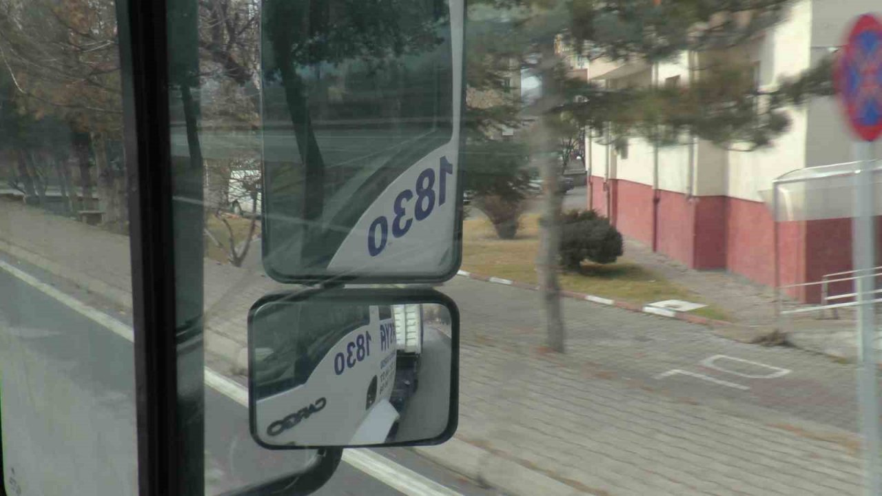 “Büyük araçlarda buzlu yolda fren çok kullanılmamalı”