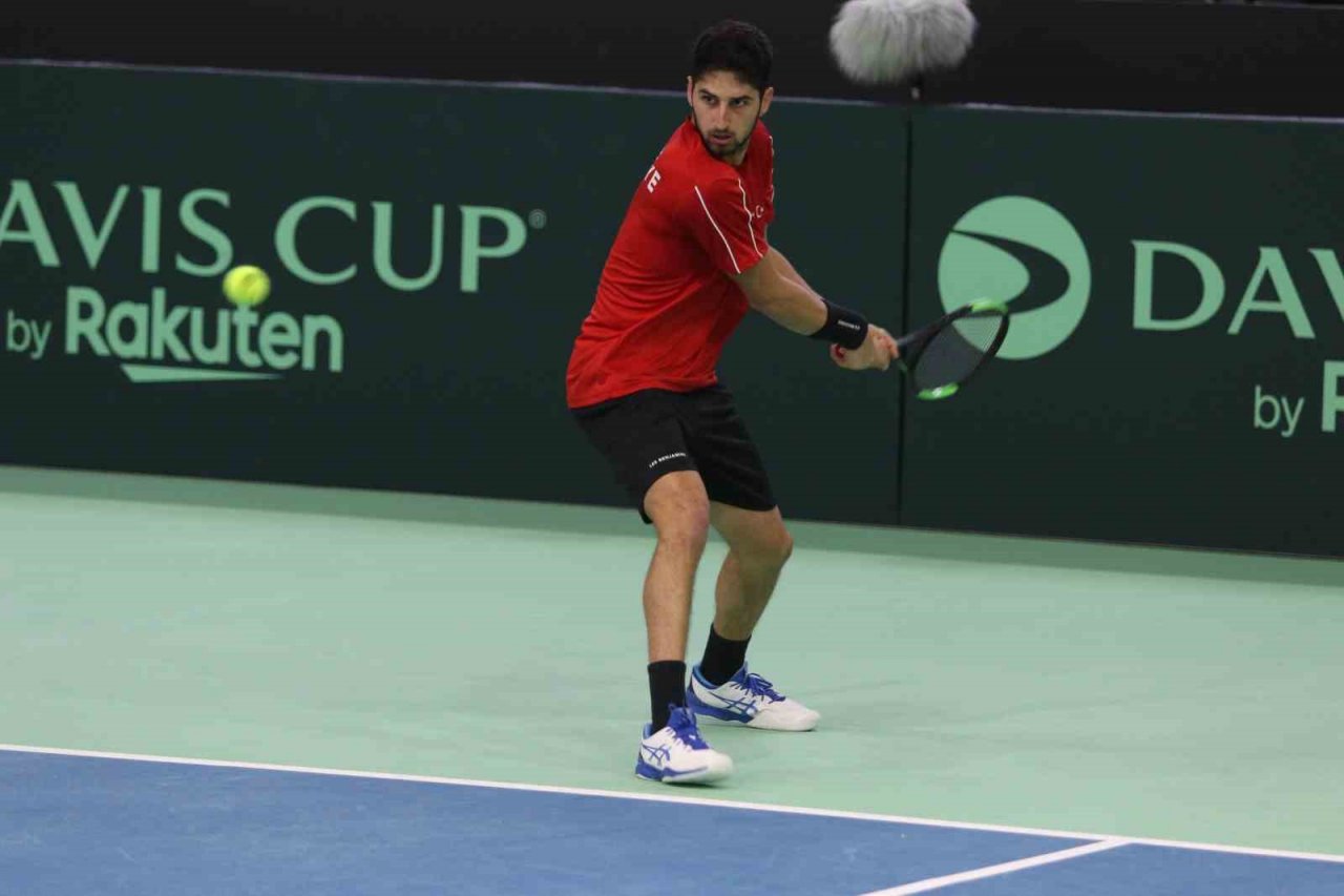 Milli Takım Davis Cup’ta ilk güne iki galibiyetle başladı