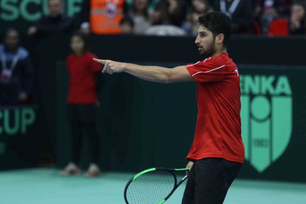 Milli Takım Davis Cup’ta ilk güne iki galibiyetle başladı