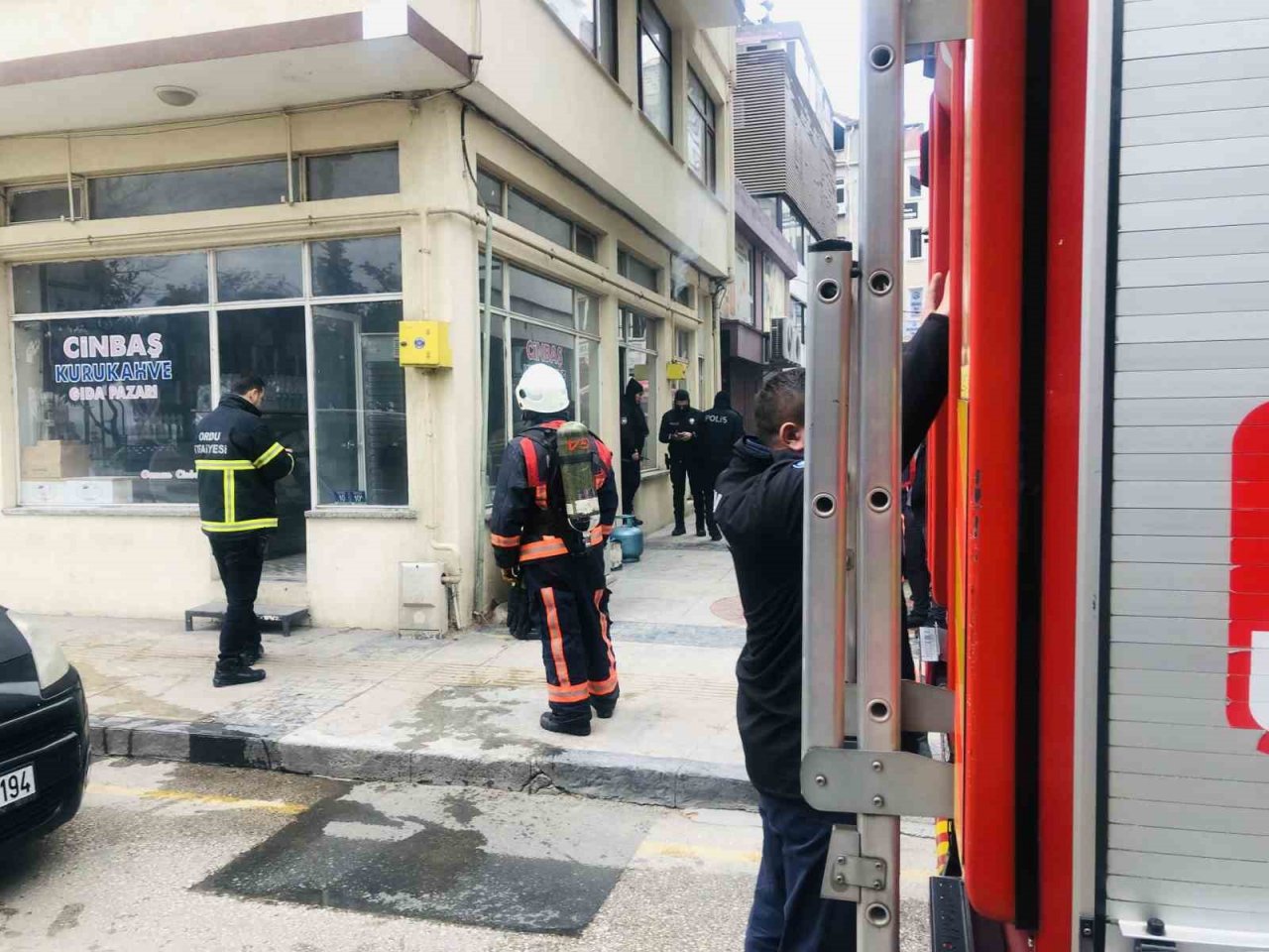 Ordu’da iş yeri yangını paniğe neden oldu