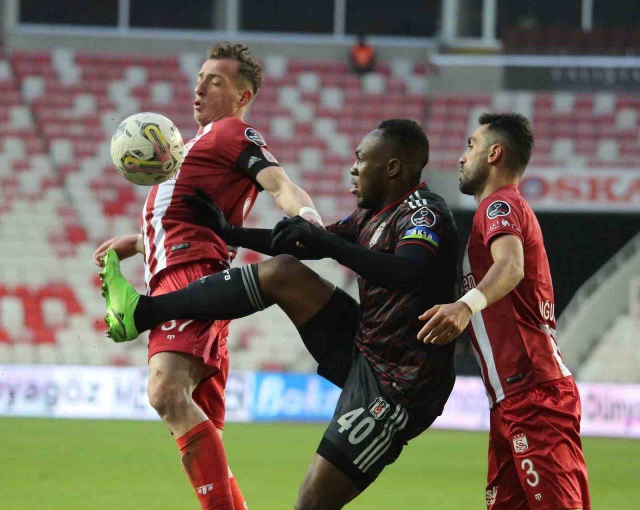 Spor Toto Süper Lig: DG Sivasspor: 1 - Beşiktaş: 0 (Maç sonucu)