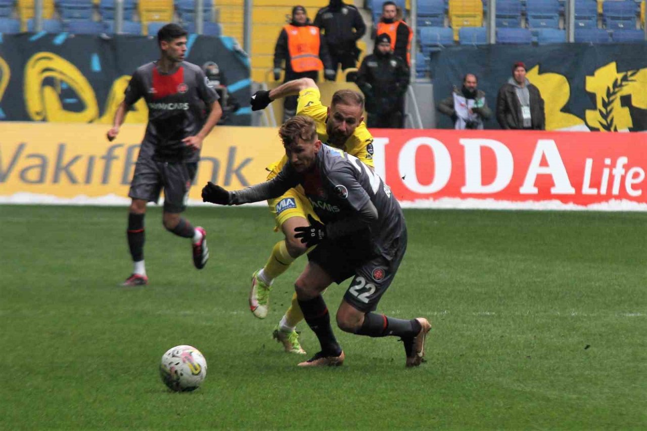 Spor Toto Süper Lig: MKE Ankaragücü: 0 - Fatih Karagümrük: 2 (Maç sonucu)