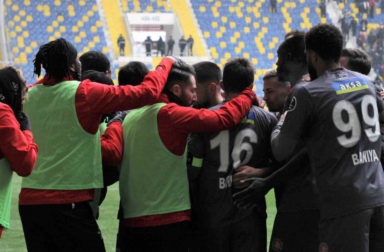 Spor Toto Süper Lig: MKE Ankaragücü: 0 - Fatih Karagümrük: 2 (Maç sonucu)