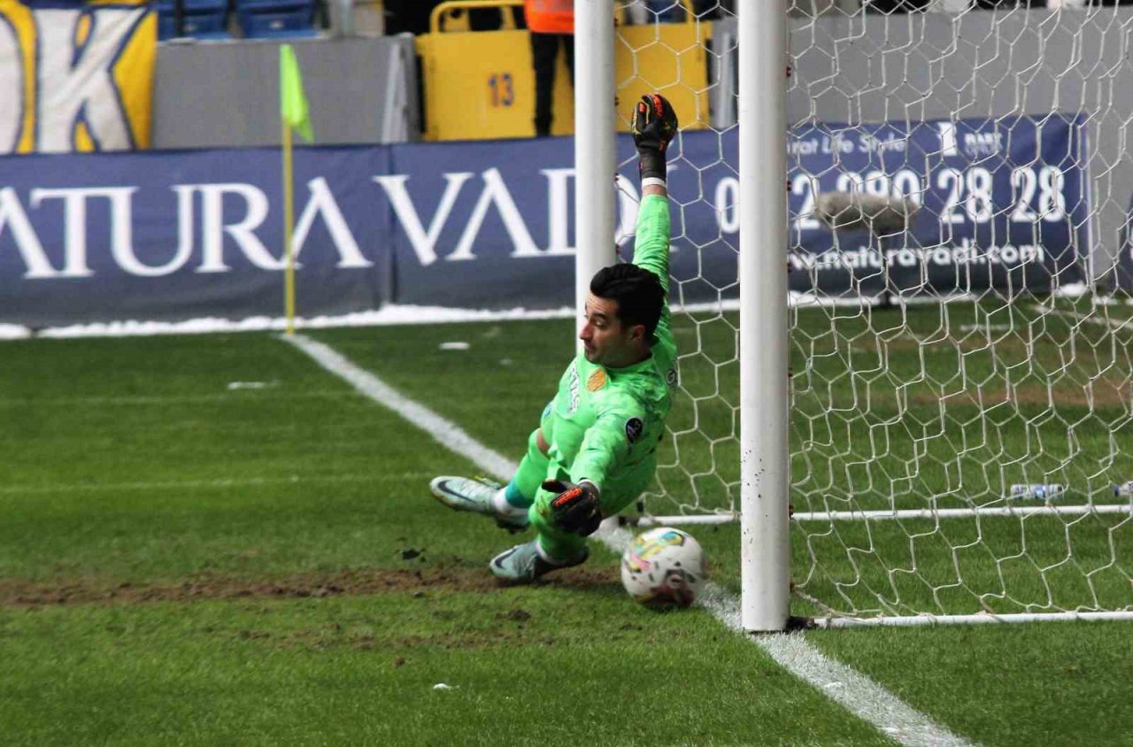 Spor Toto Süper Lig: MKE Ankaragücü: 0 - Fatih Karagümrük: 2 (Maç sonucu)