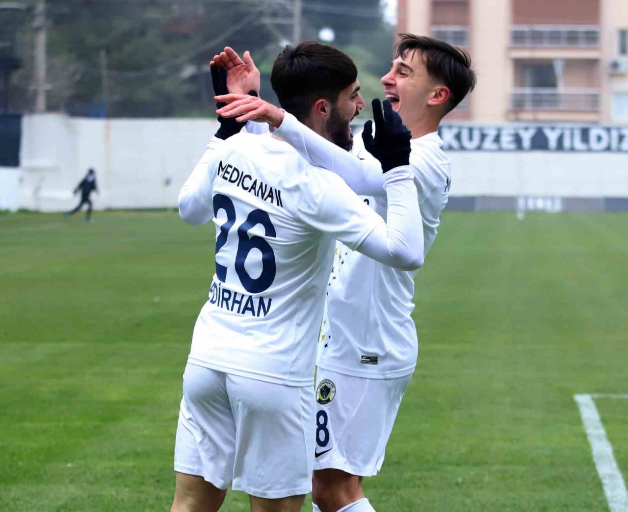 TFF 2. Lig: Menemen FK: 3 - Bayburt Özel İdare Spor: 0