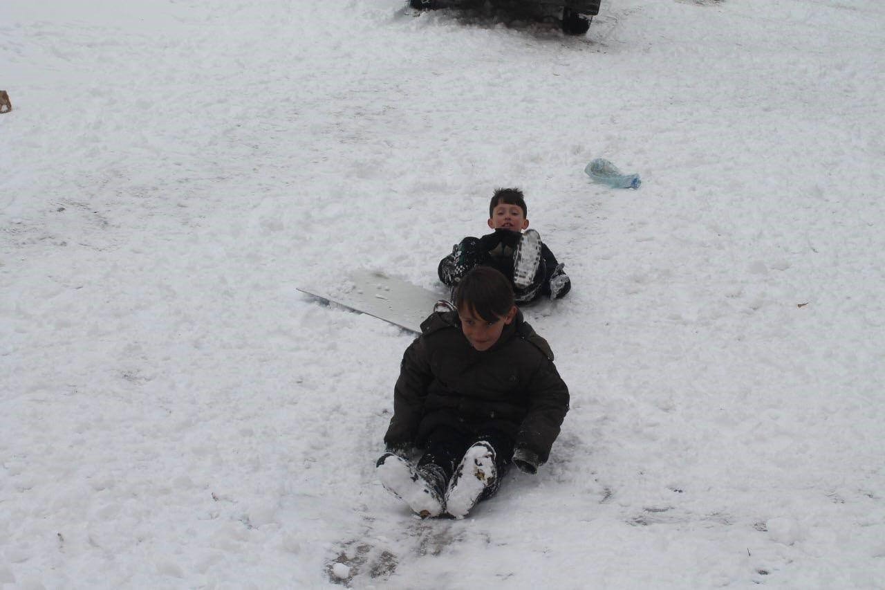 Bayburt’ta kar nedeniyle yarıyıl tatili bir gün uzatıldı okullar tatil edildi