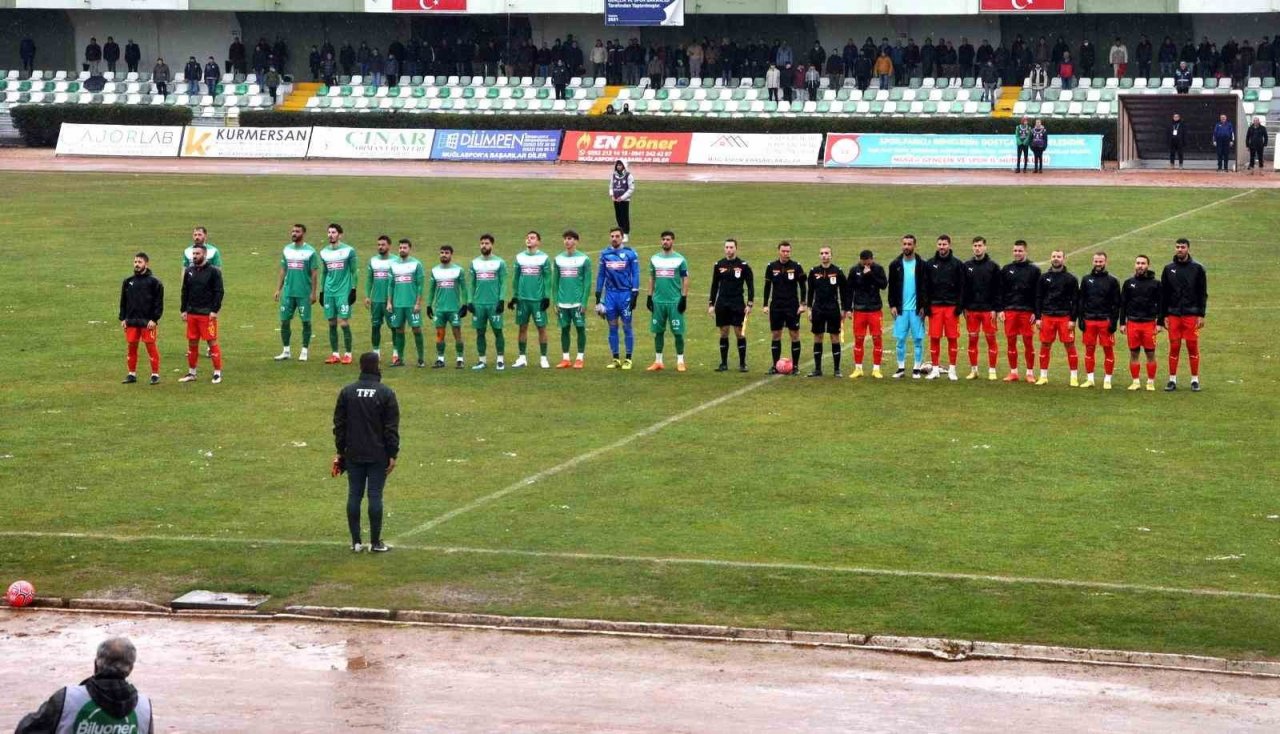Ermaş Muğlaspor, Tire 2021 Futbol Kulübü’nü kendi evinde mağlup etti