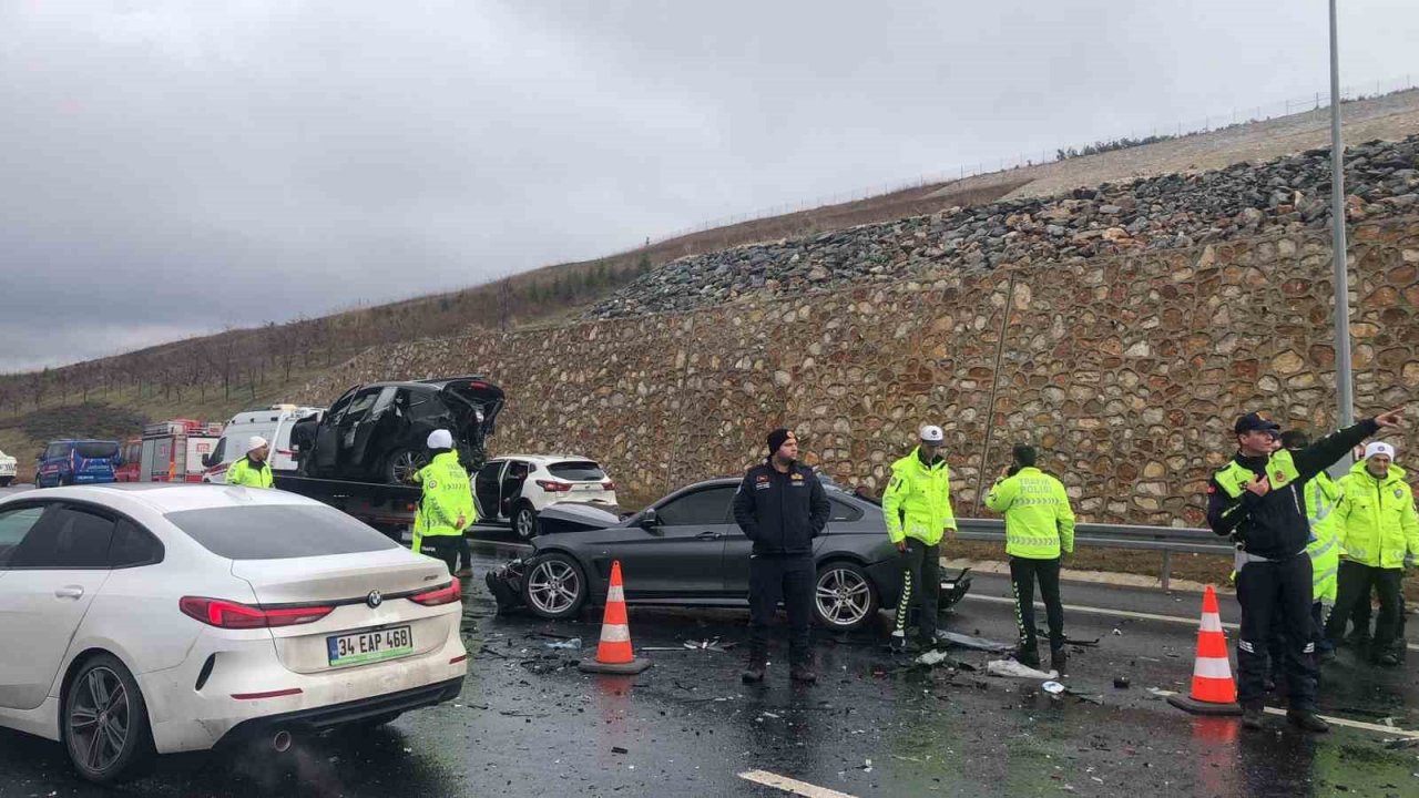 Bursa’da zincirleme trafik kazası: 4 ölü, 7 yaralı