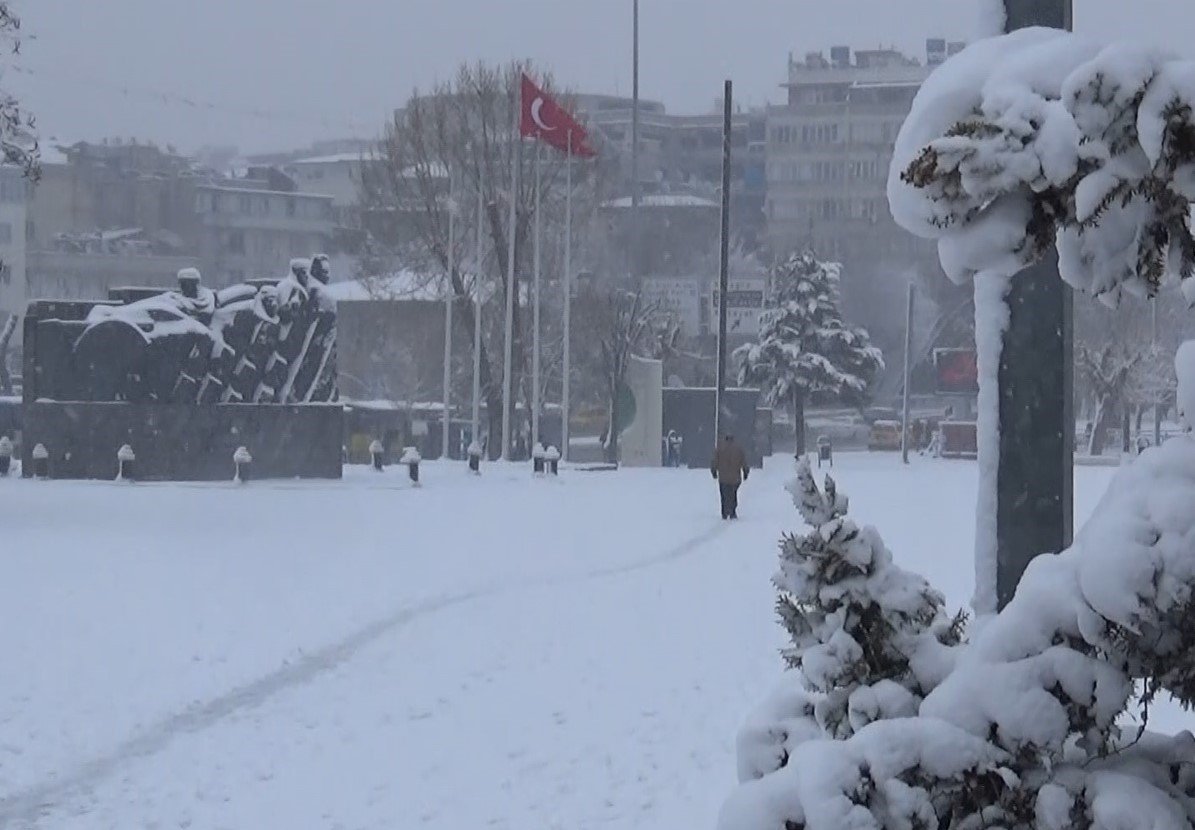 Gaziantep’te okullara kar tatili