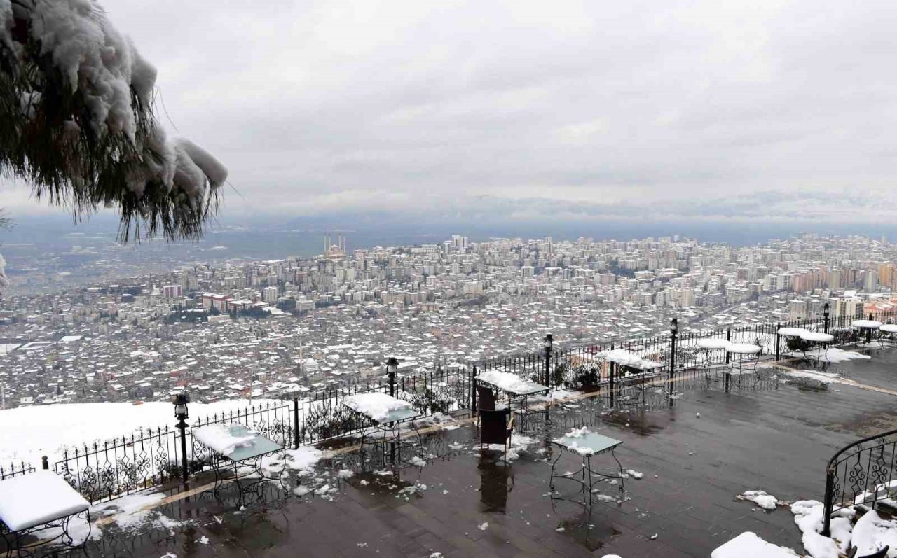 Kahramanmaraş’ta 28 mahalleye ulaşım sağlanamıyor