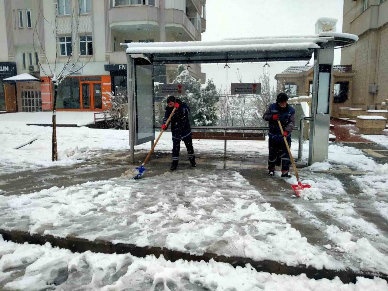 Kahramanmaraş’ta 28 mahalleye ulaşım sağlanamıyor