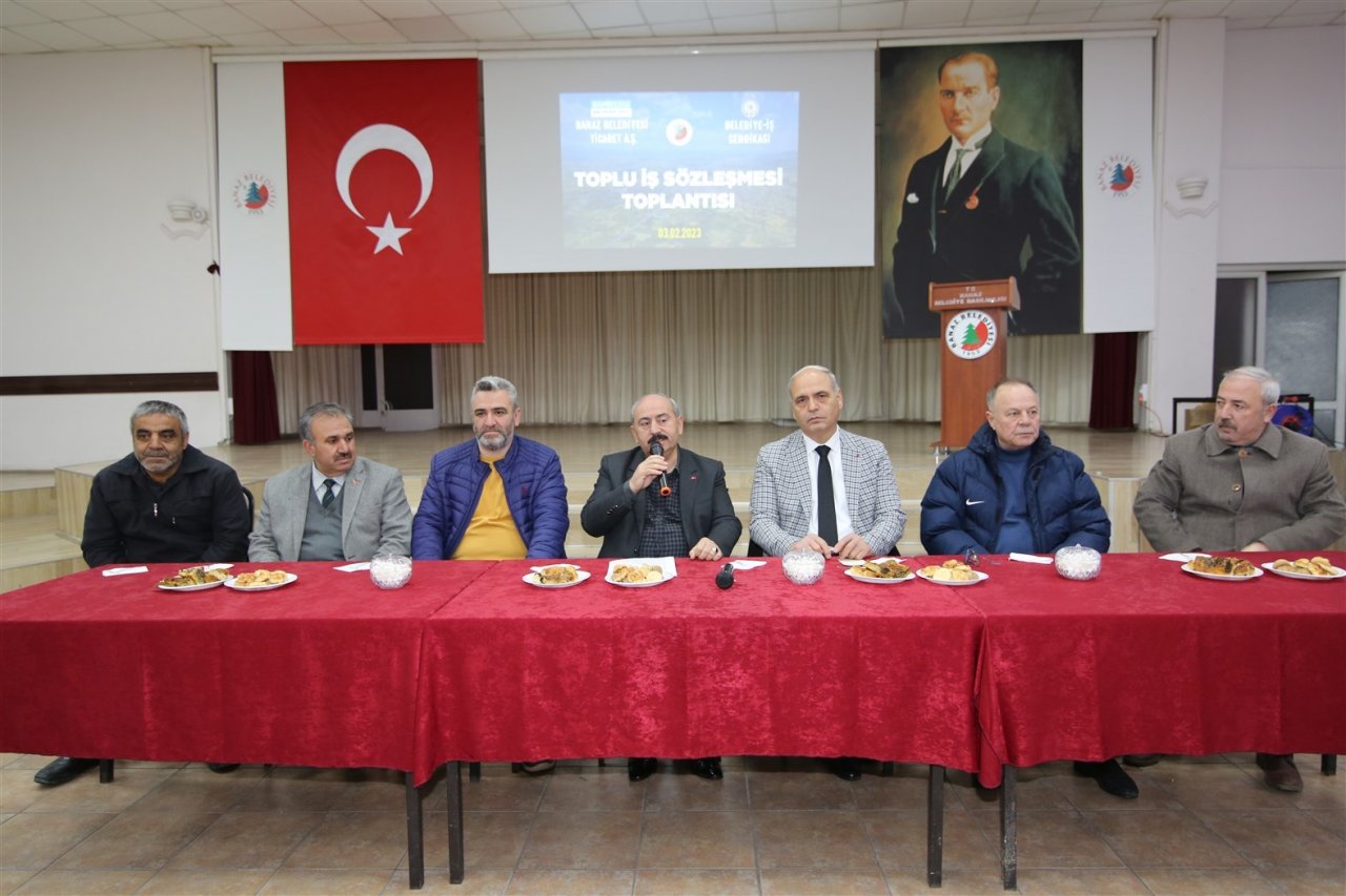 Banaz Belediyesi’nde en düşük işçi maaşı 11 bin TL oldu