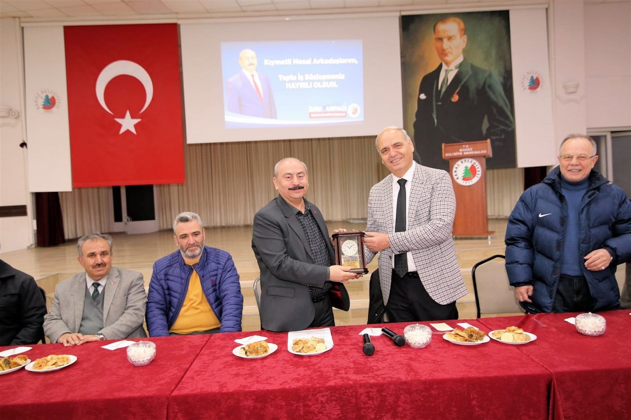 Banaz Belediyesi’nde en düşük işçi maaşı 11 bin TL oldu