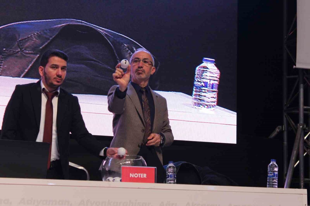 İzmir’de TOKİ kurası