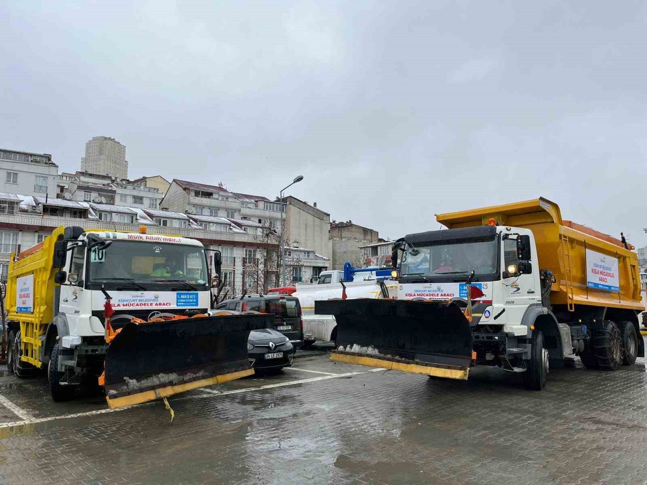 Kışla mücadele çalışmalarında Esenyurt’ta 740 personel görevlendirildi