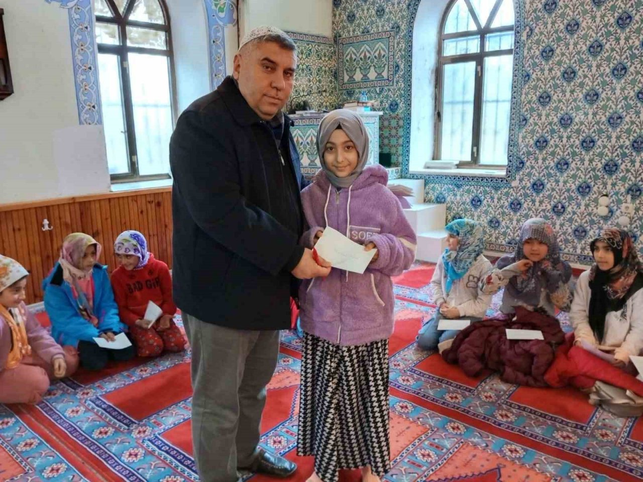 Çocuklar yarıyıl tatilinde camide buluştu