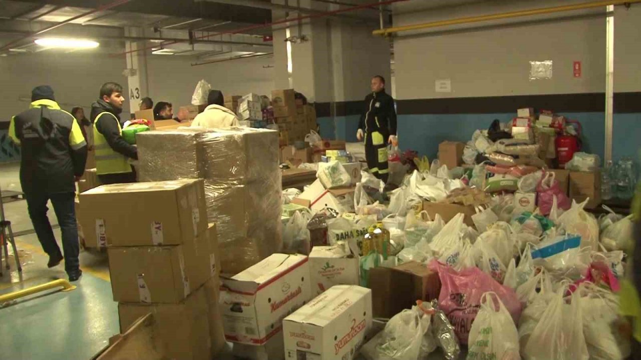 Bahçelievler tek yürek oldu, depremzedelere yardıma koştu