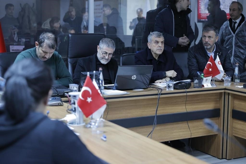 Bakan Nebati, depremin vurduğu Şanlıurfa’da incelemelerde bulundu