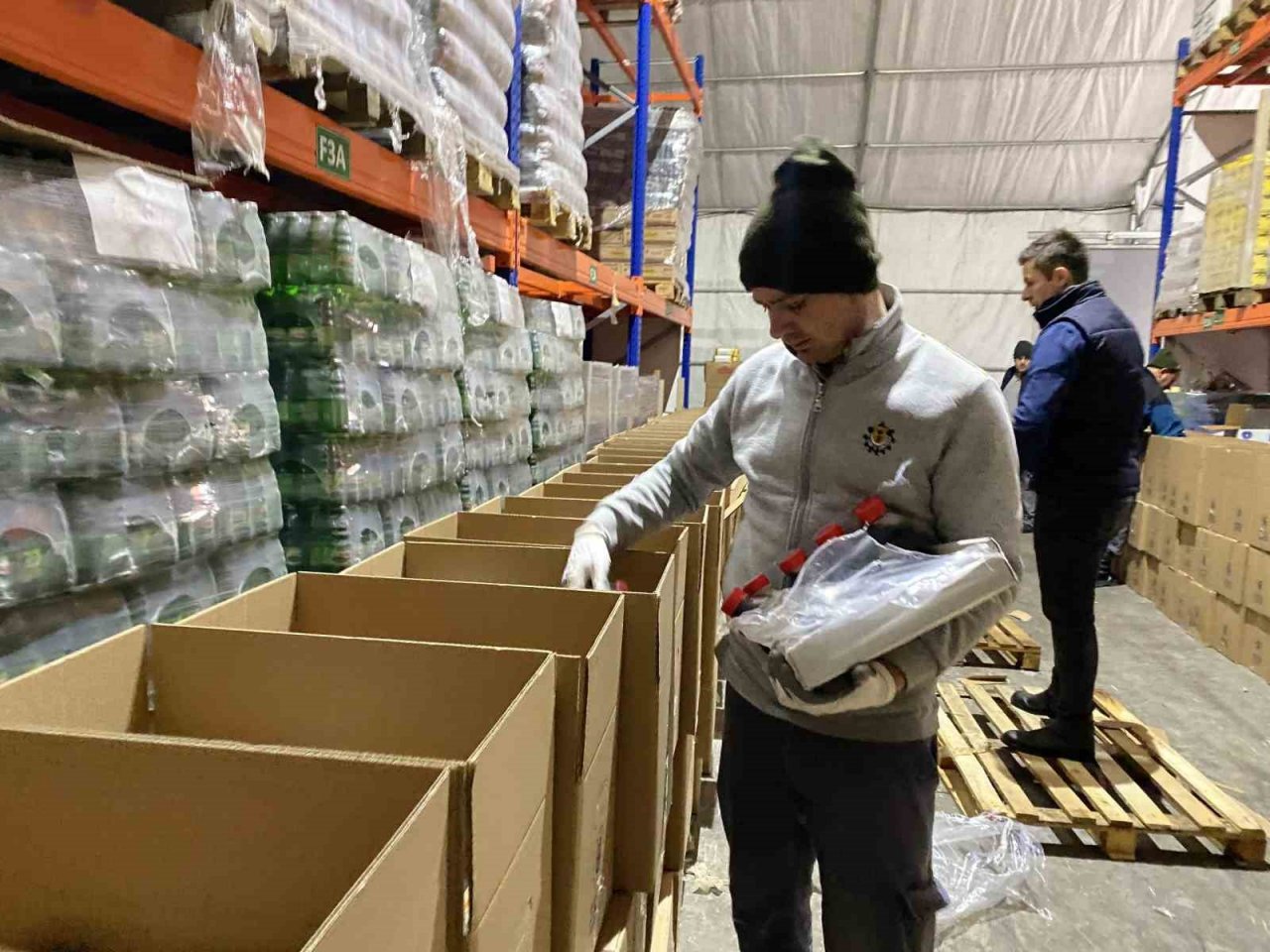 Bursa’dan Gaziantep’e erzak yardımı